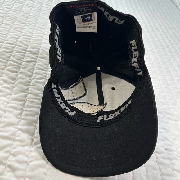 Hurley Fitted FlexFit Embroidered Hat Ball Cap Black with Plaid Detail Sz. L-XL - Picture 5 of 9
